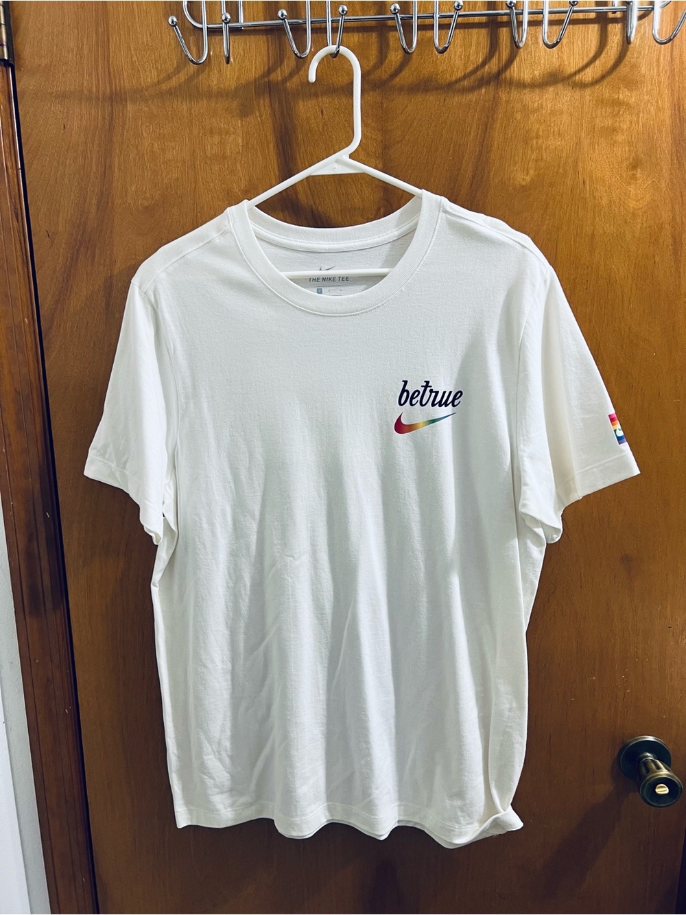 Nike be true pride t-shirt